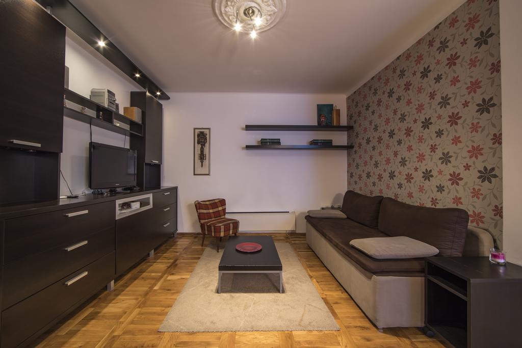 D-Home Apartment Belgrado Esterno foto